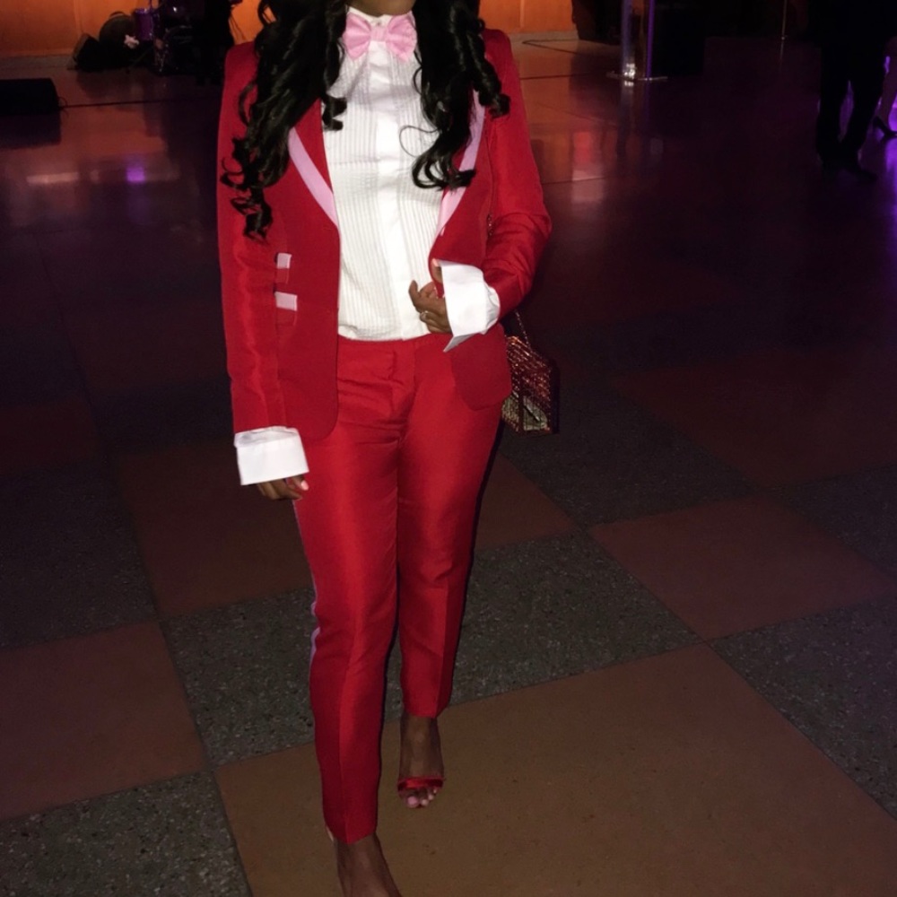 Women’s Suit
